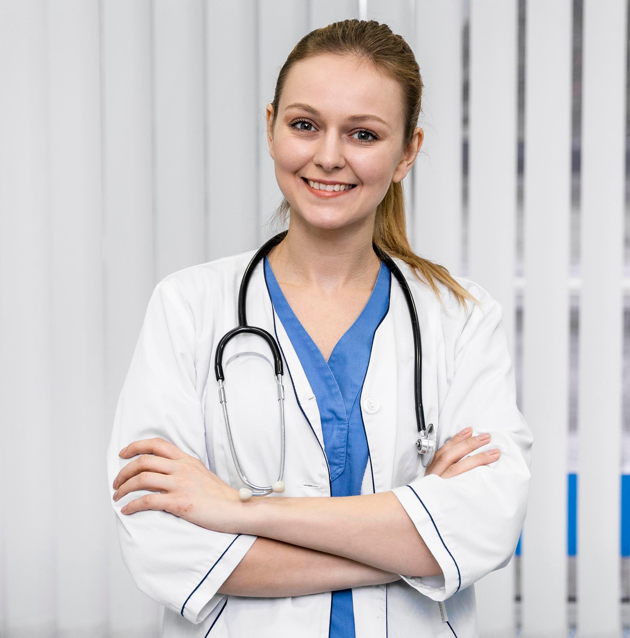 Dr. Laura Vega